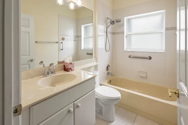 $449,900 | 9839 Torino Drive, Wellington, FL 33467