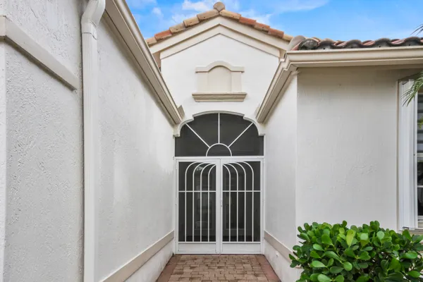 $449,900 | 9839 Torino Drive, Wellington, FL 33467
