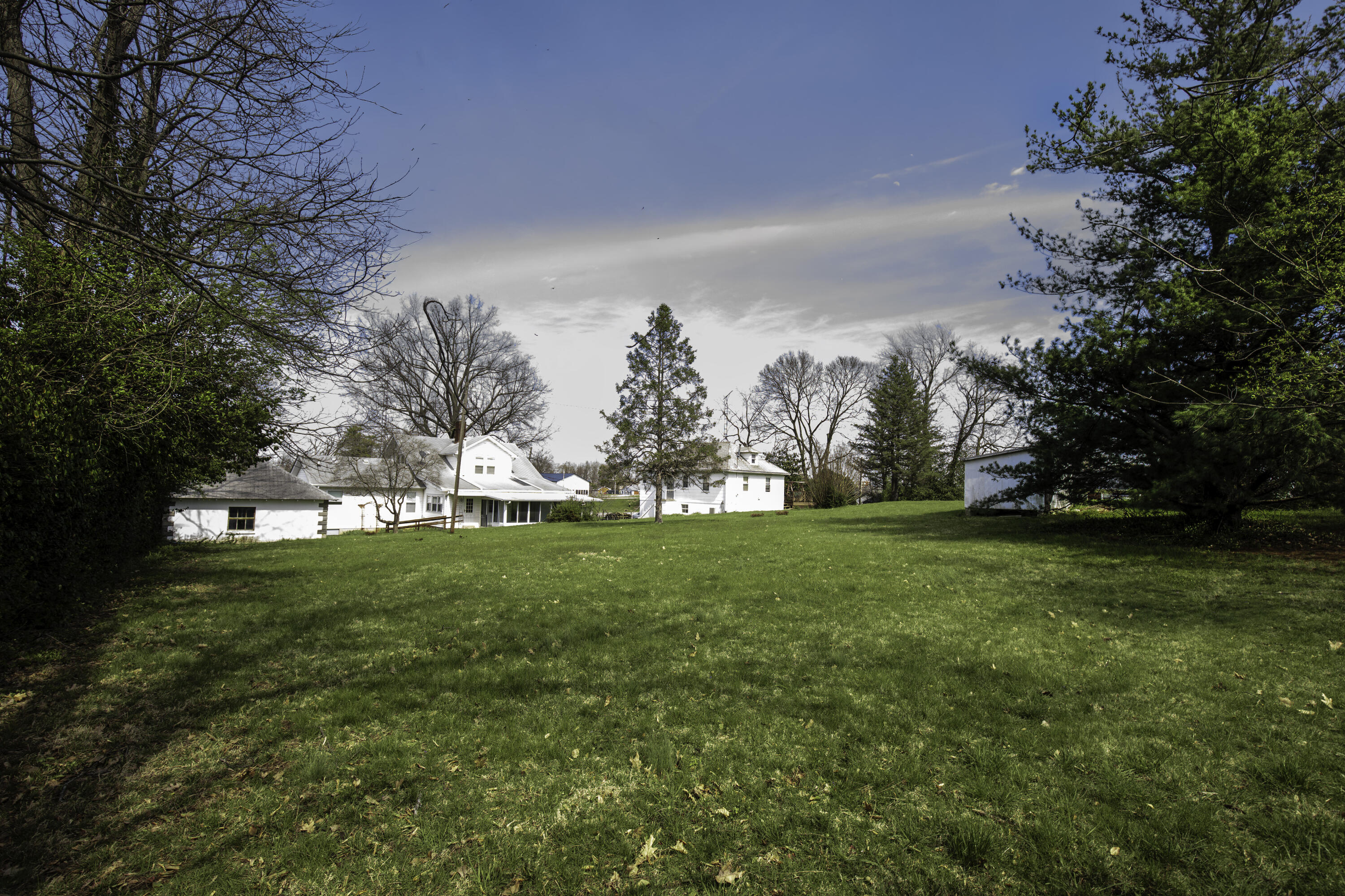 392-394 Lexington Road Versailles, KY 40383 - Photo 31 of 40 392 Lexington Rd 30