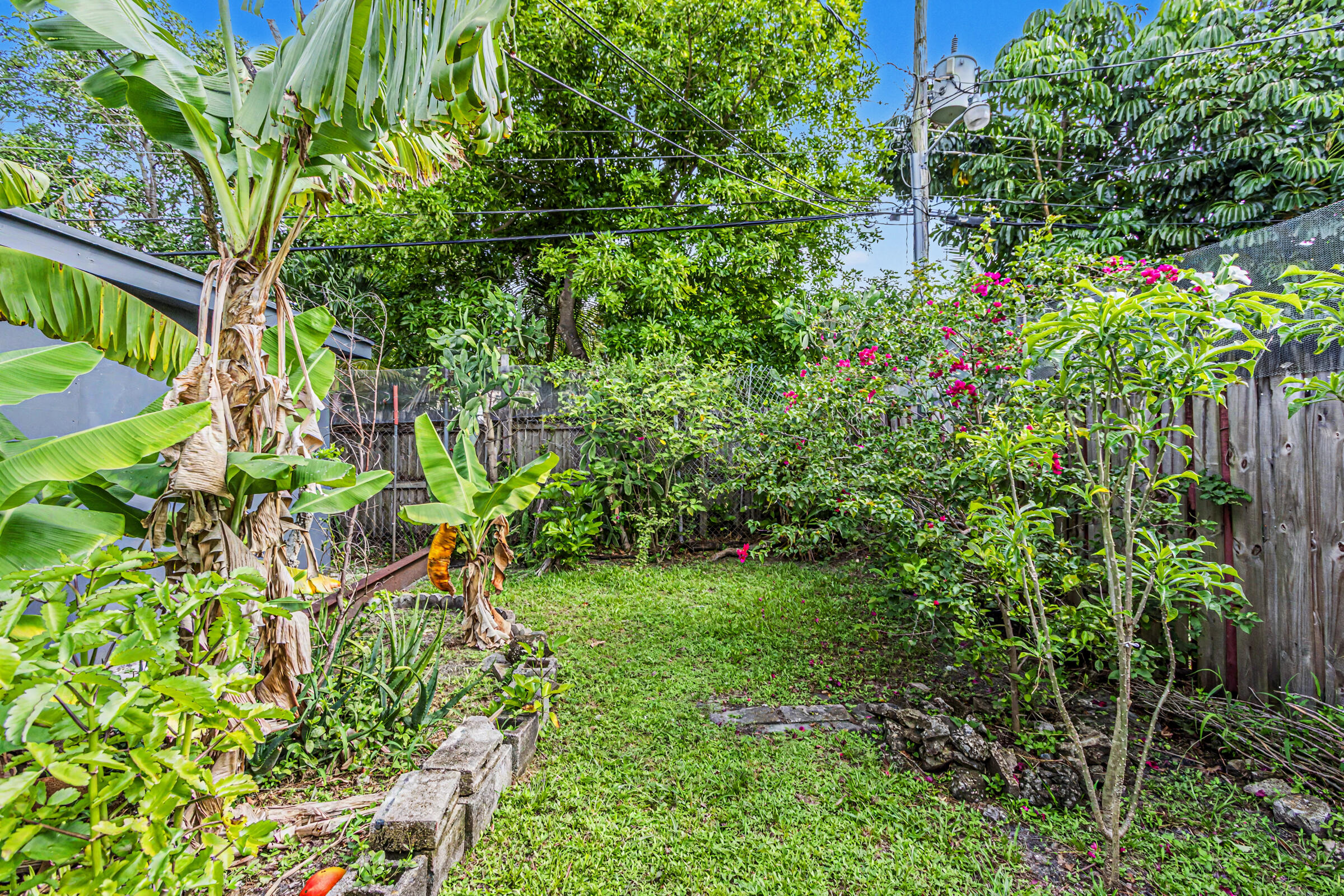 6417 Southwest 23rd Street Miramar, FL 33023 - Photo 9 of 45 6417-9