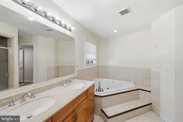 $6,500 | 5205 Brookeway Drive, Bethesda, MD 20816