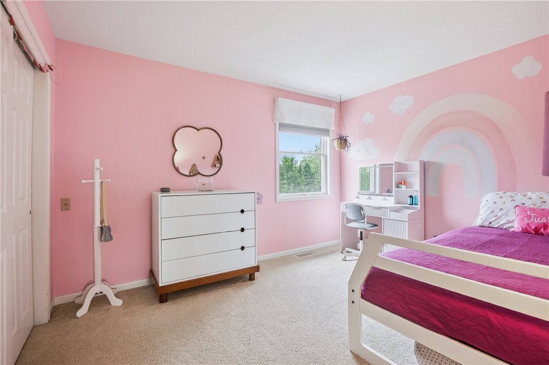 908 Taylor Rise Victor, NY 14564 - Photo 28 of 41 Bedroom #3