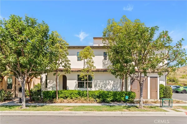 $1,370,000 | 235 Elkhorn, Irvine, CA 92618