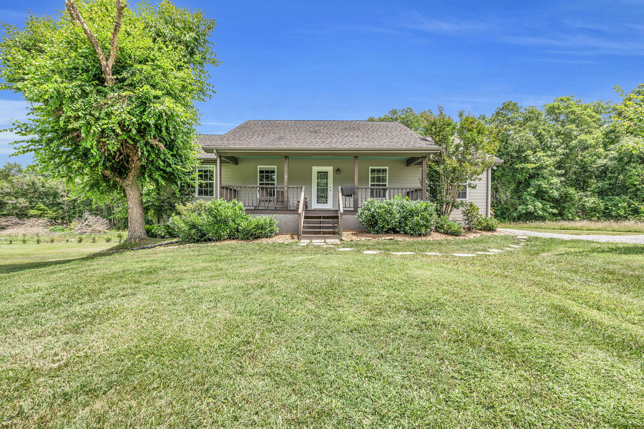 342 Miller Road Signal Mountain, TN 37377 - Photo 2 of 31 8-web-or-mls-342-miller-rd