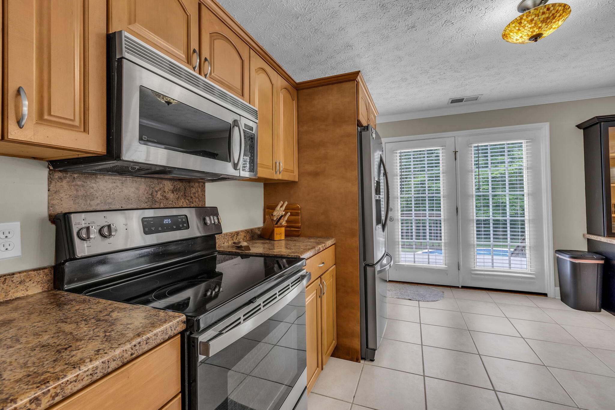 342 Miller Road Signal Mountain, TN 37377 - Photo 4 of 31 22-web-or-mls-342-miller-rd