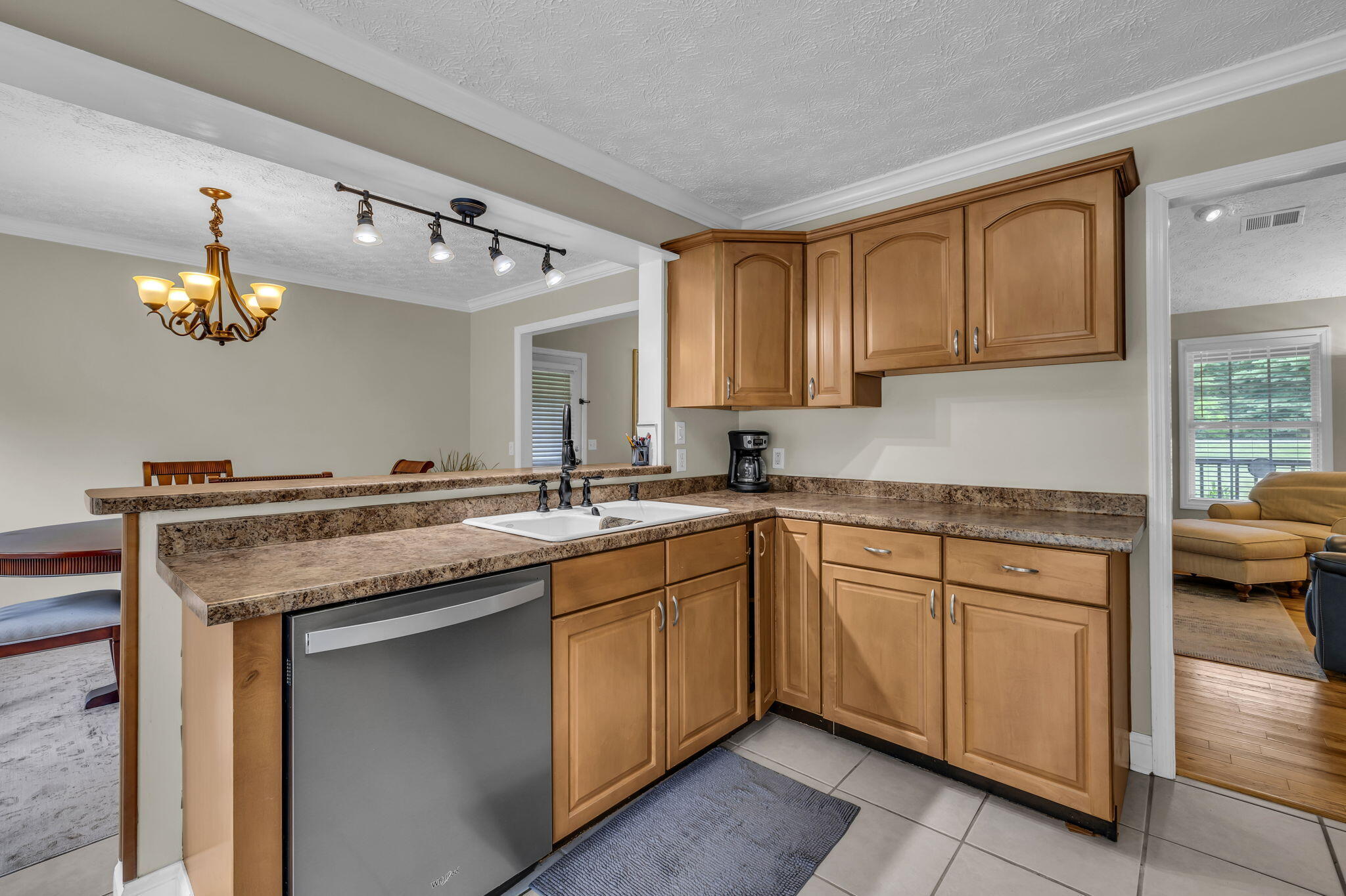 342 Miller Road Signal Mountain, TN 37377 - Photo 5 of 31 20-web-or-mls-342-miller-rd