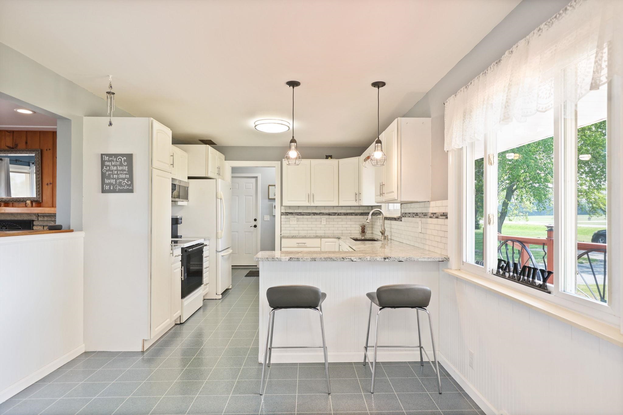 4864 Barnes Road Millington, MI 48746 - Photo 16 of 47 50112152-15.JPG