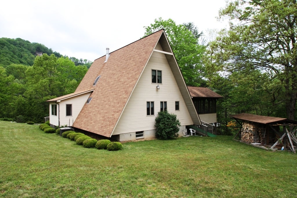 6919 Hoke's Mill Road Ronceverte, WV 24970 - Photo 26 of 39 Gallery Image 26