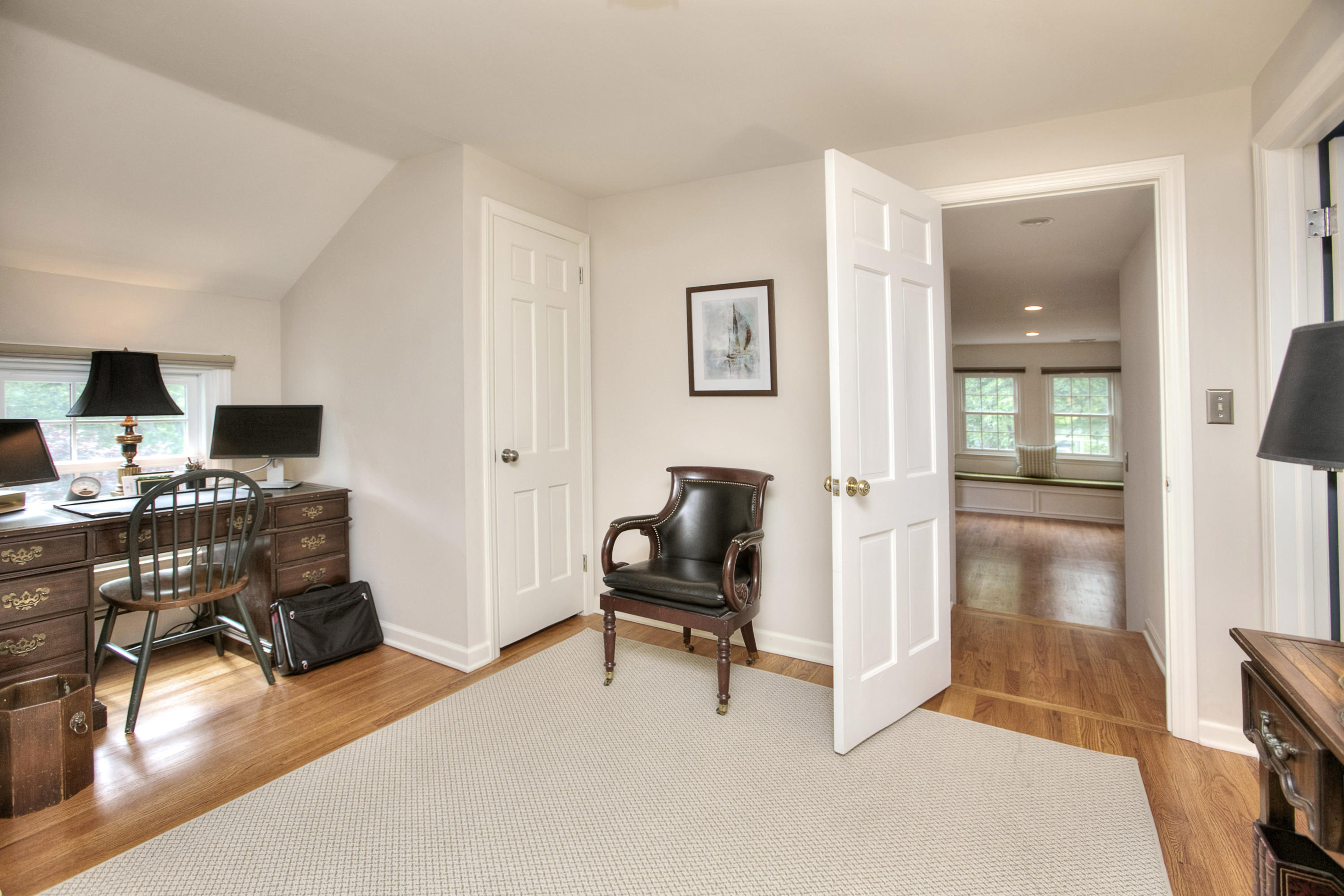 390 Middlesex Road Darien, CT 06820 - Photo 18 of 24 a living room with furniture and a flat screen tv