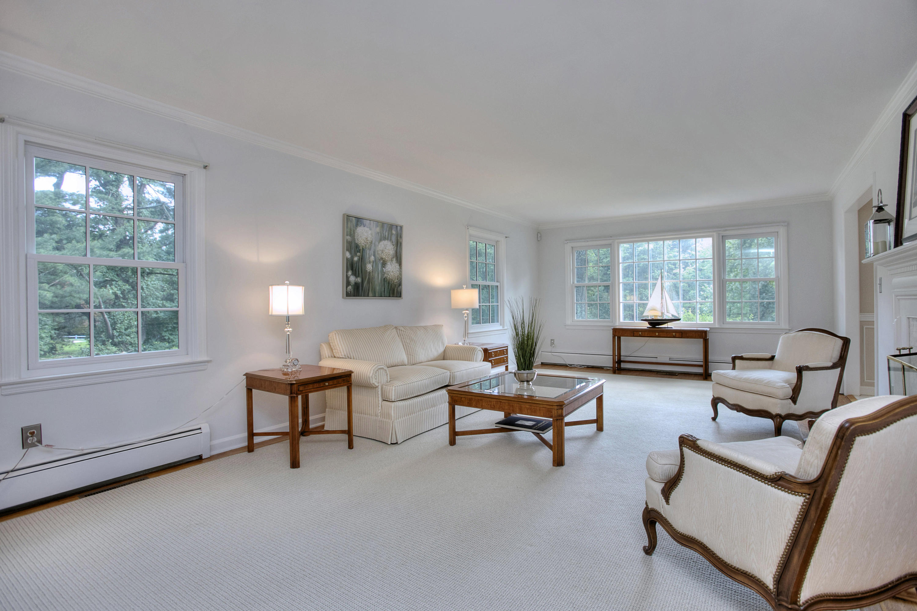 390 Middlesex Road Darien, CT 06820 - Photo 4 of 24 a living room with furniture and a window