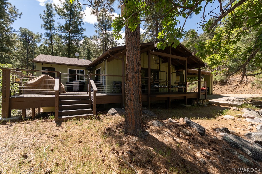 6615 Flag Mine Road Kingman, AZ 86401 - Photo 64 of 72 a front view of a house with a yard
