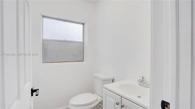 a house view with a outdoor space