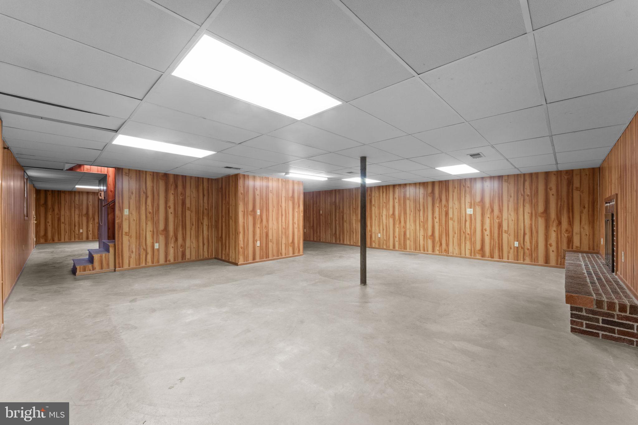 19227 Cardinal Heights Road Triangle, VA 22172 - Photo 33 of 64