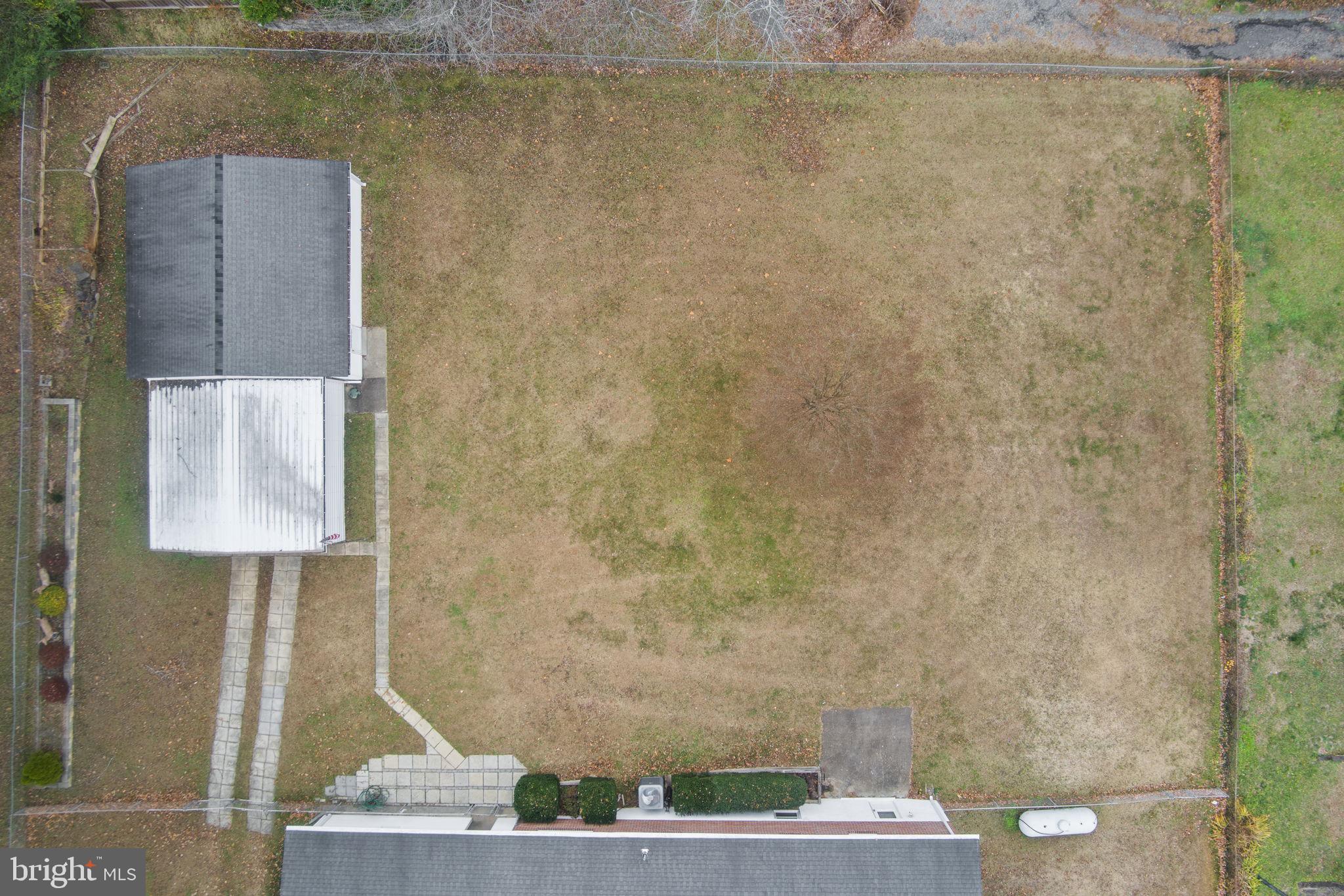 19227 Cardinal Heights Road Triangle, VA 22172 - Photo 43 of 64 a bathroom with a shower
