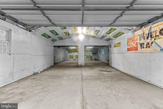 $525,000 | 19227 Cardinal Heights Road, Triangle, VA 22172