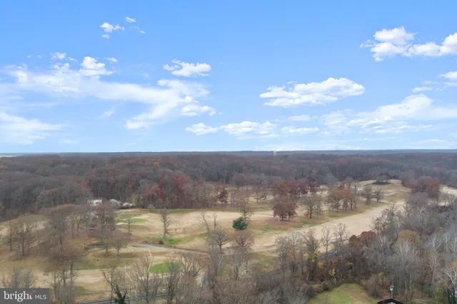 $525,000 | 19227 Cardinal Heights Road, Triangle, VA 22172