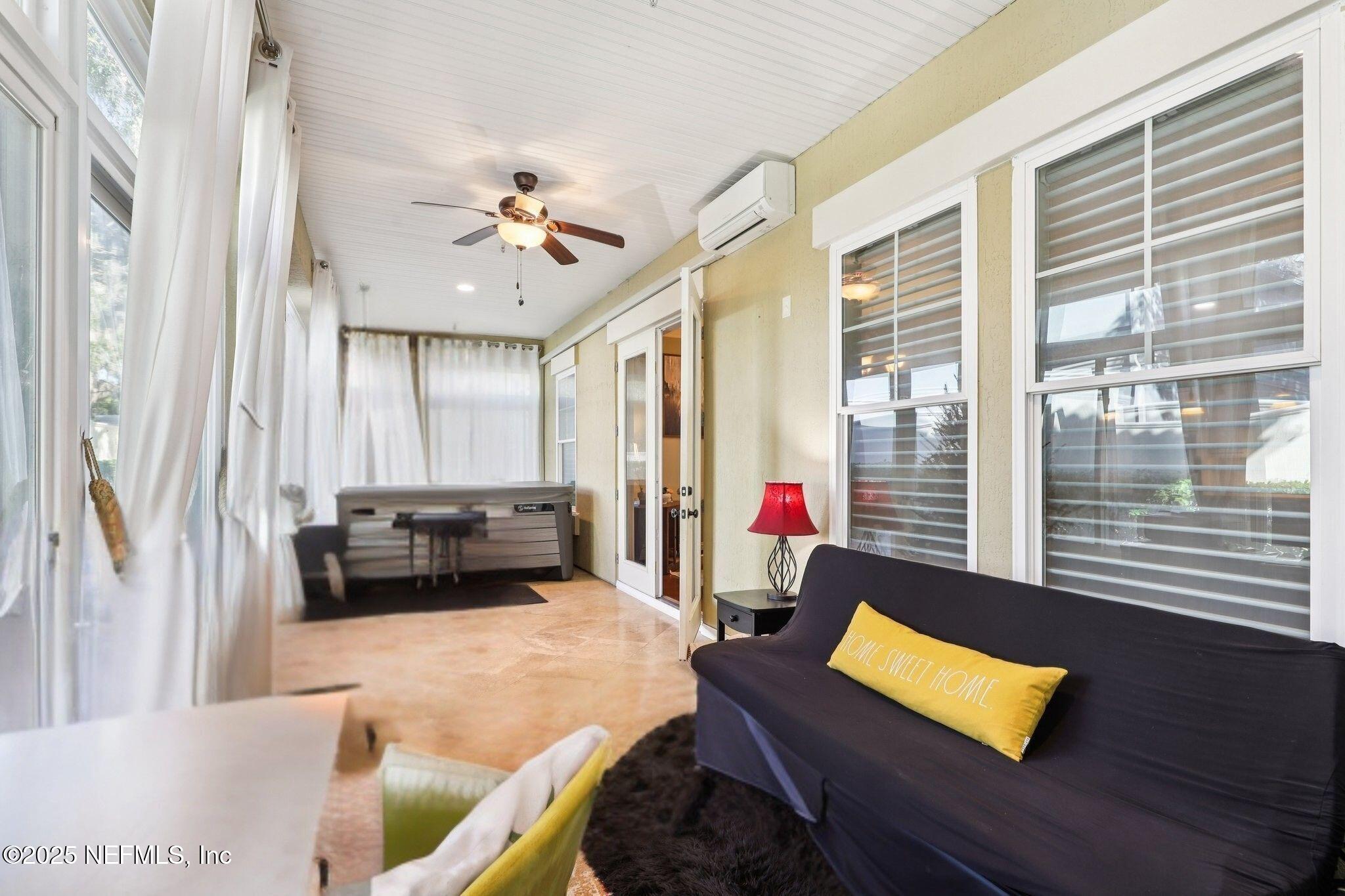 1389 Sunset View Lane Jacksonville, FL 32207 - Photo 26 of 45 Florida Room w/ Spa