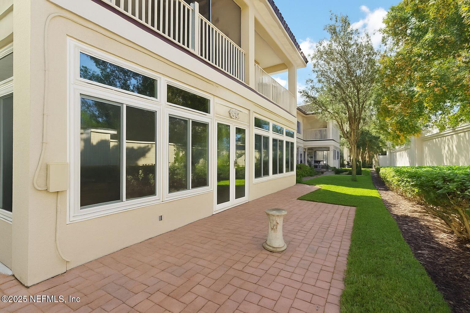 1389 Sunset View Lane Jacksonville, FL 32207 - Photo 30 of 45 Patio