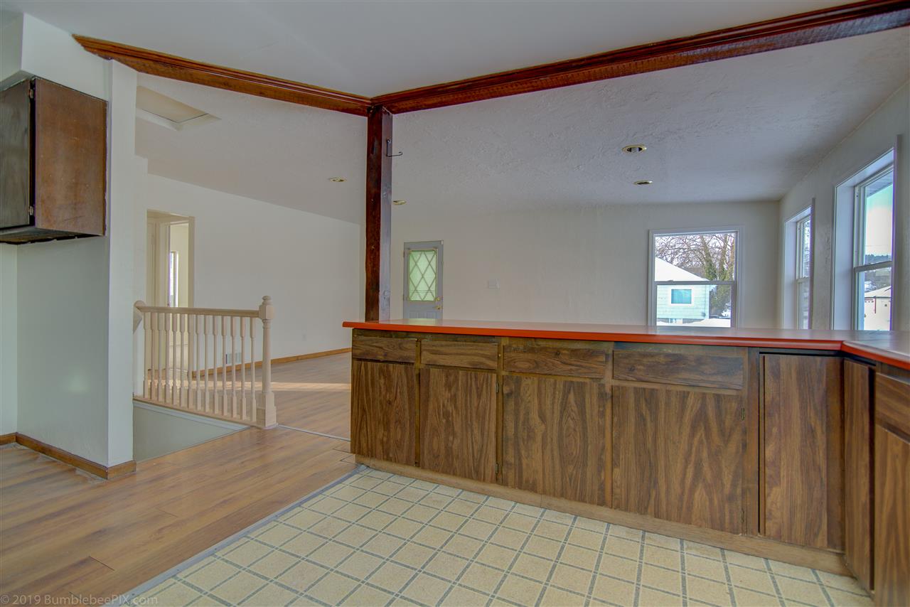 4611 North Adams Road Spokane Valley, WA 99216 - Photo 5 of 14