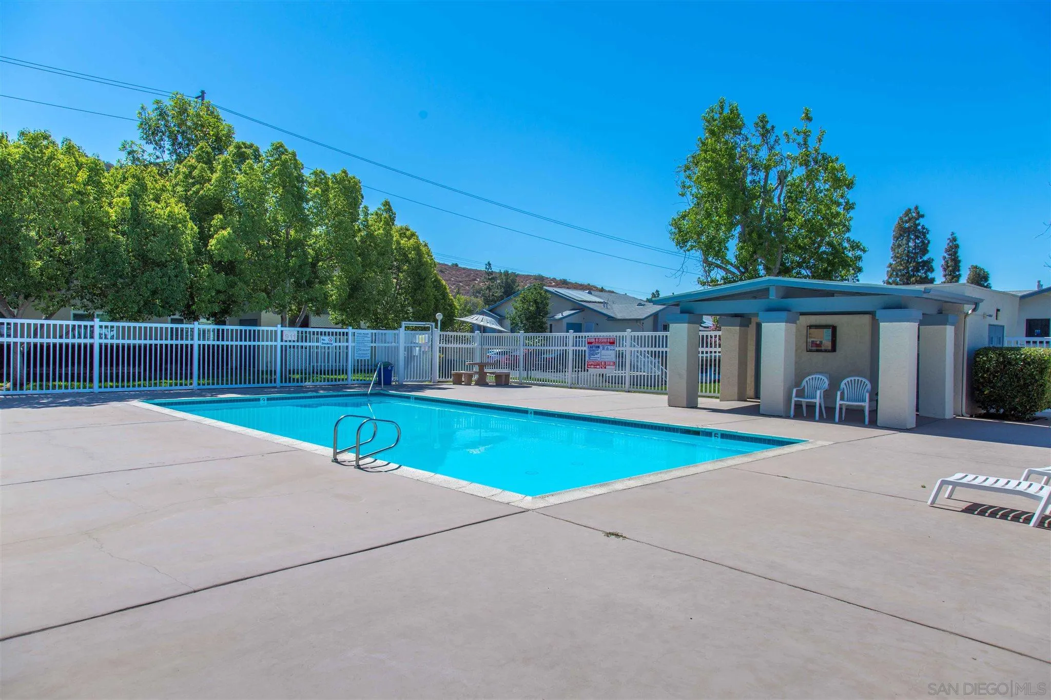 10384 Alphonse Street, Unit E6 Santee, CA 92071 - Photo 21 of 26 a view of a basket ball ground