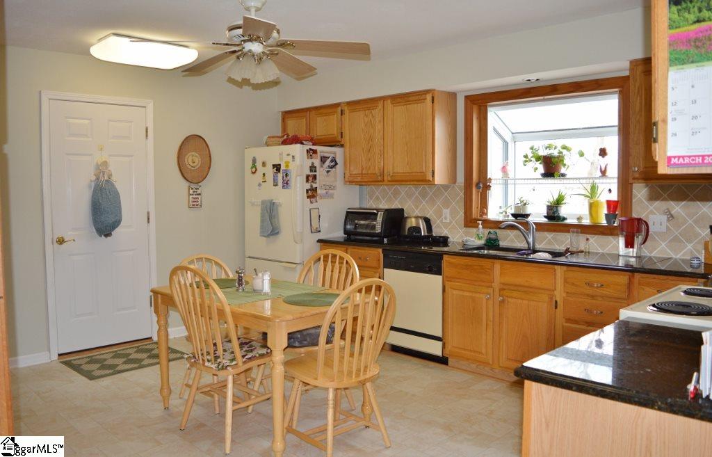 60 Paddock Lane Tryon, NC 28782 - Photo 2 of 22