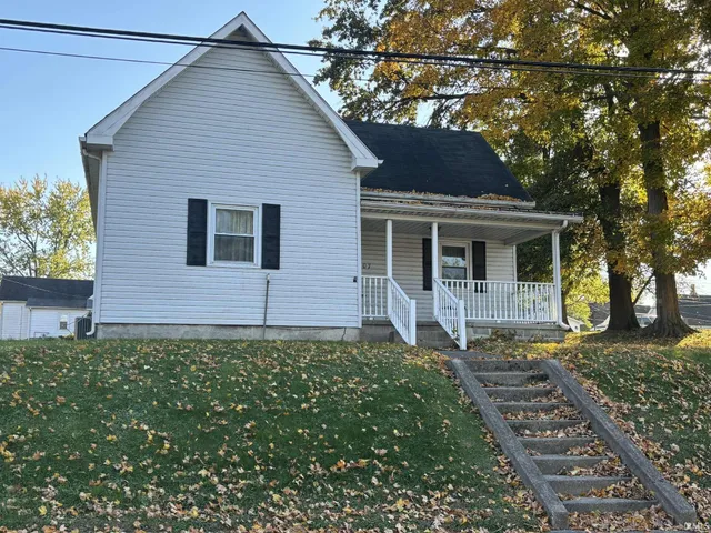 $169,900 | 1107 State Street, Washington, IN 47501