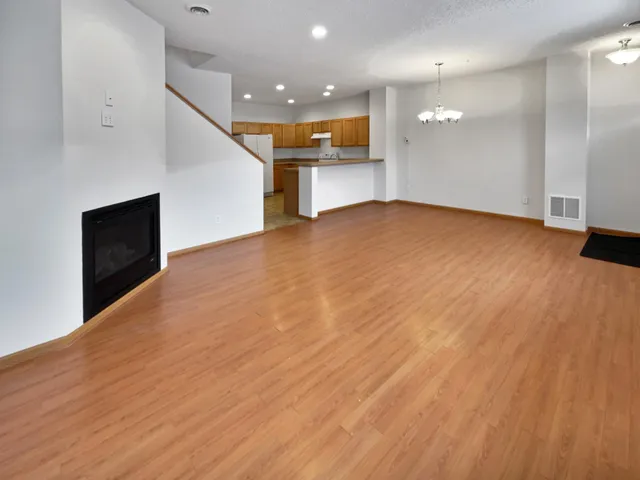 $278,000 | 6829 Narcissus Lane North, Unit 304, Maple Grove, MN 55311