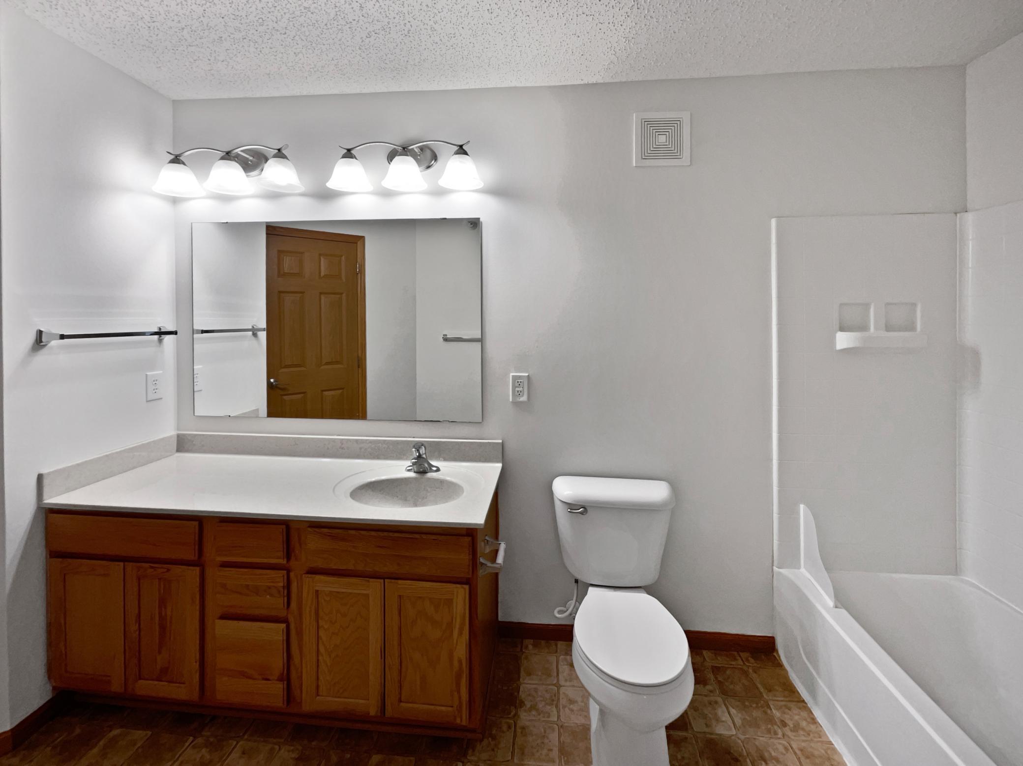 6829 Narcissus Lane North, Unit 304 Maple Grove, MN 55311 - Photo 6 of 20