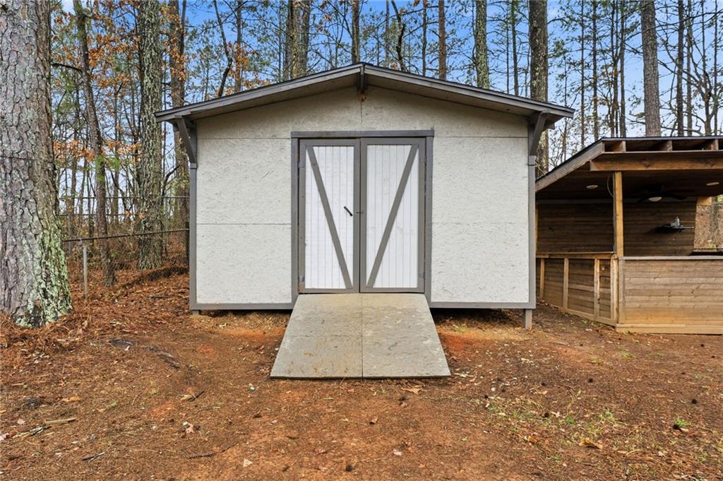 4319 Tradition Terrace Austell, GA 30106 - Photo 40 of 46 a view of backyard of house