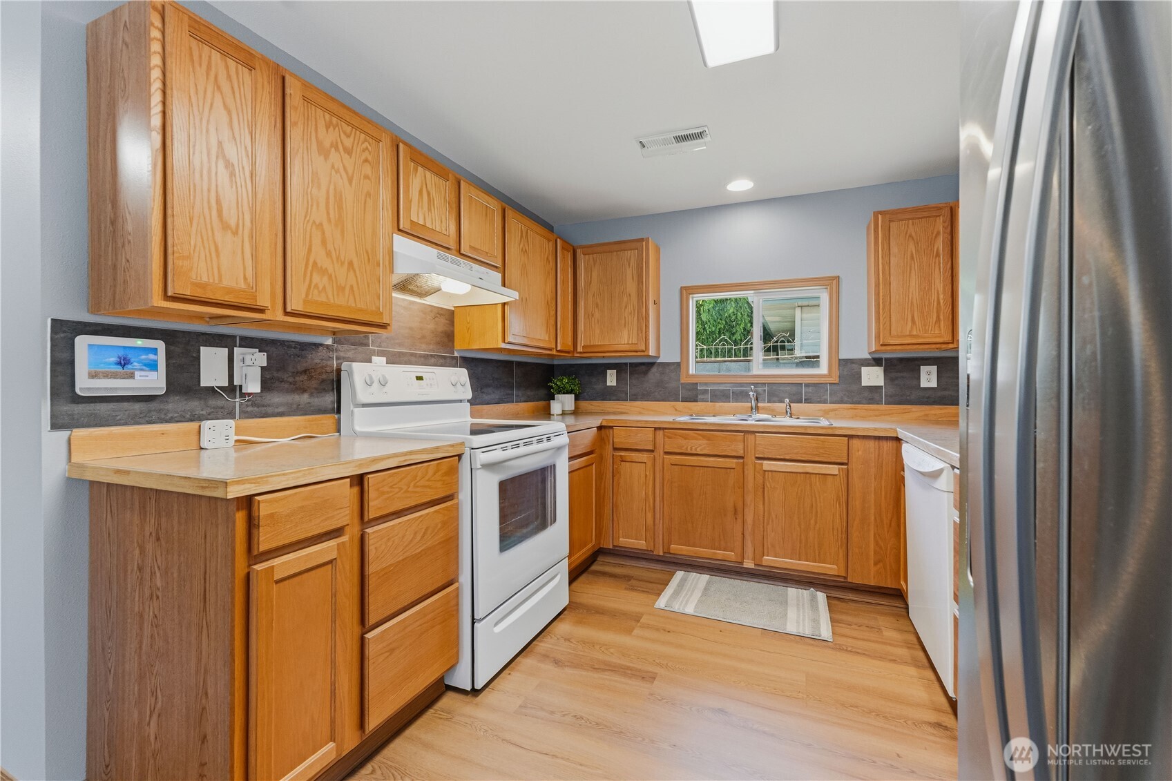 1321 9th Street Wenatchee, WA 98801 - Photo 10 of 24