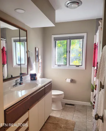 $2,450 | 166 Baltusrol Road, Crossville, TN 38558
