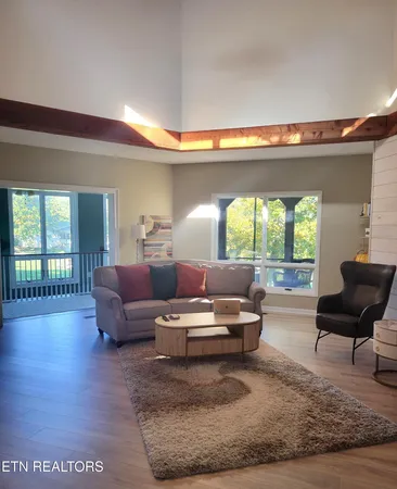 $2,450 | 166 Baltusrol Road, Crossville, TN 38558