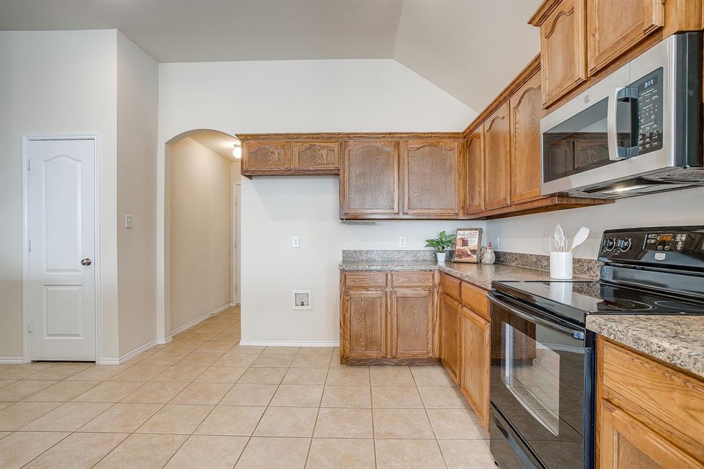 2068 Joyner Ranch Road Fort Worth, TX 76134 - Photo 12 of 36