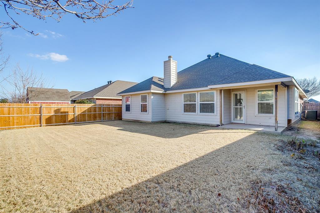 2068 Joyner Ranch Road Fort Worth, TX 76134 - Photo 32 of 36