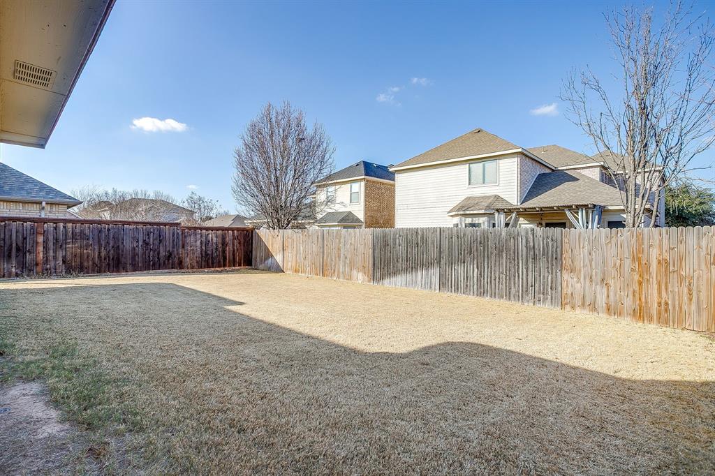 2068 Joyner Ranch Road Fort Worth, TX 76134 - Photo 34 of 36
