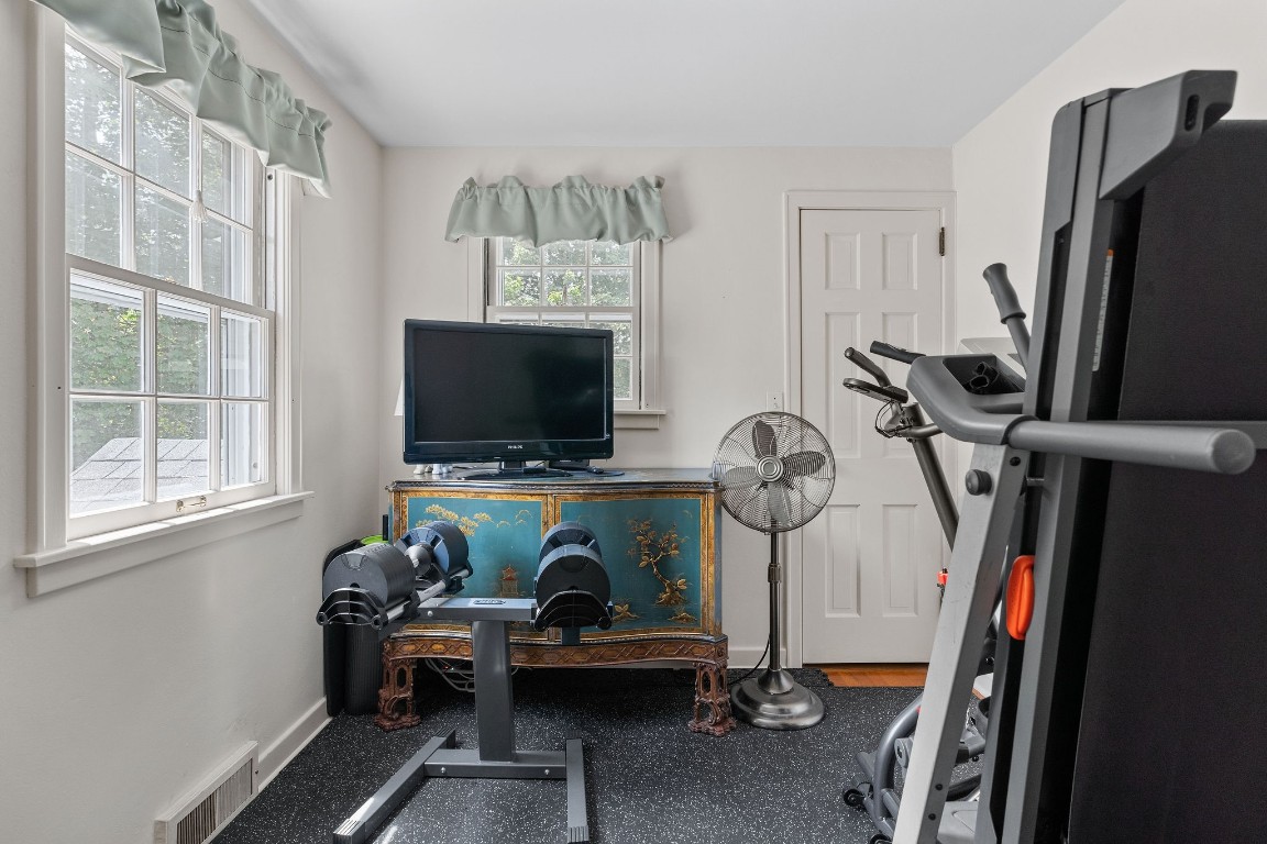 15 Edgecomb Road Binghamton, NY 13905 - Photo 35 of 44 Gallery Image 35