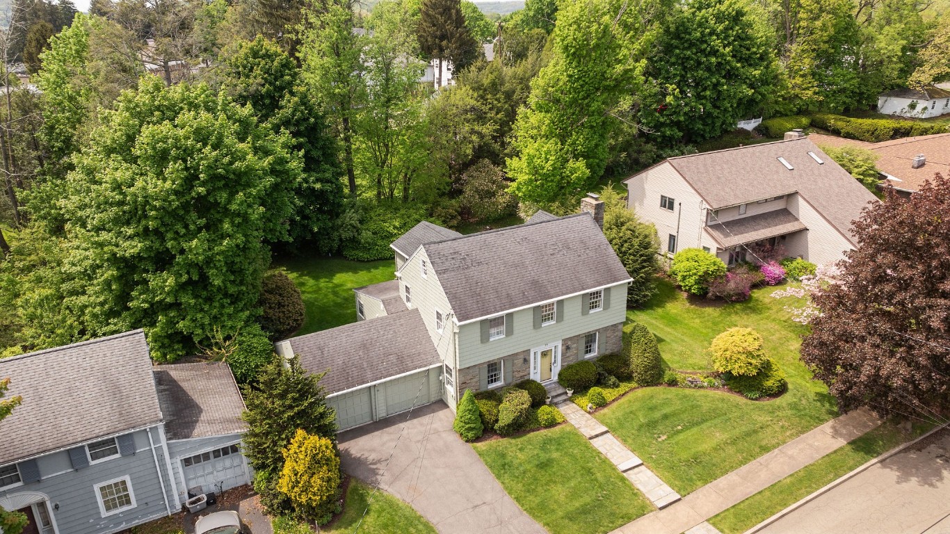 15 Edgecomb Road Binghamton, NY 13905 - Photo 36 of 44 Gallery Image 36
