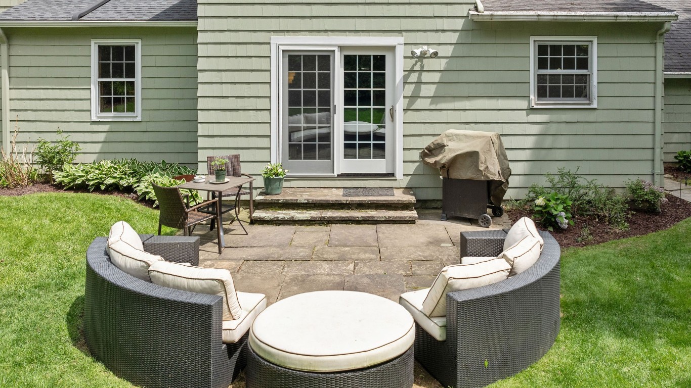 15 Edgecomb Road Binghamton, NY 13905 - Photo 39 of 44 Gallery Image 39