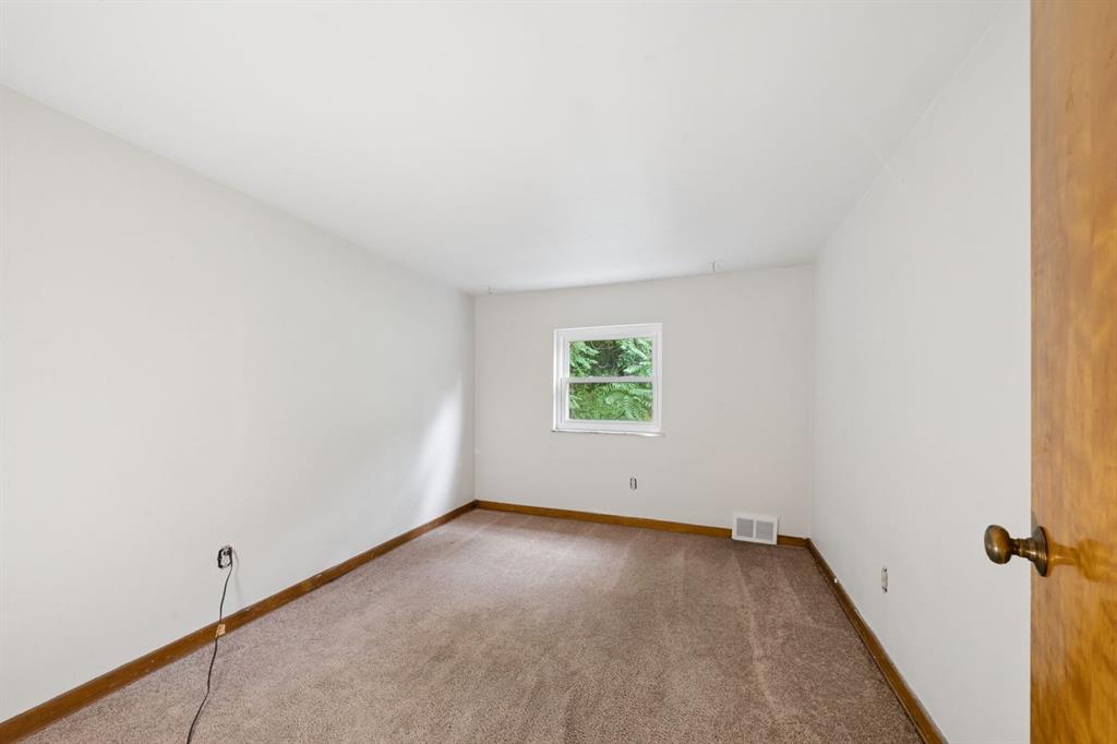 610 Cascade Road Pittsburgh, PA 15221 - Photo 24 of 33
