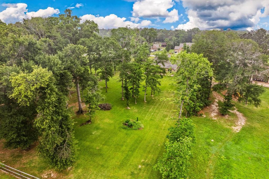 4626 Axis Trail Conroe, TX 77303 - Photo 30 of 34