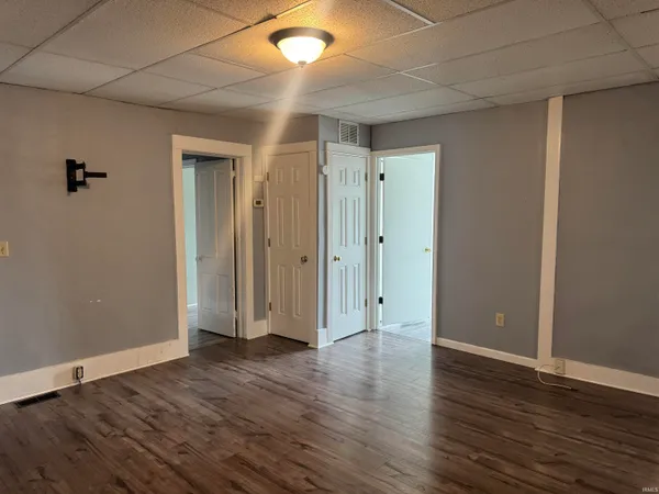 $325,000 | 303 North Harrison Street, Syracuse, IN 46567
