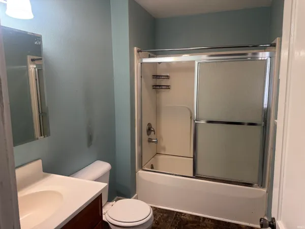 $325,000 | 303 North Harrison Street, Syracuse, IN 46567