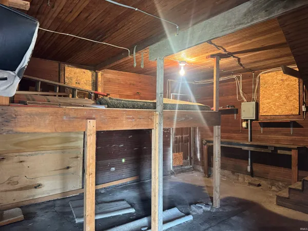 $325,000 | 303 North Harrison Street, Syracuse, IN 46567
