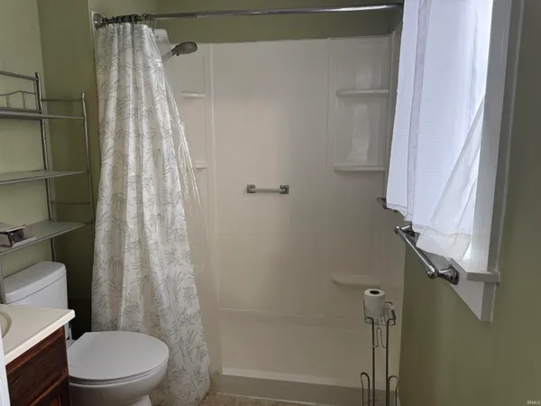 $325,000 | 303 North Harrison Street, Syracuse, IN 46567