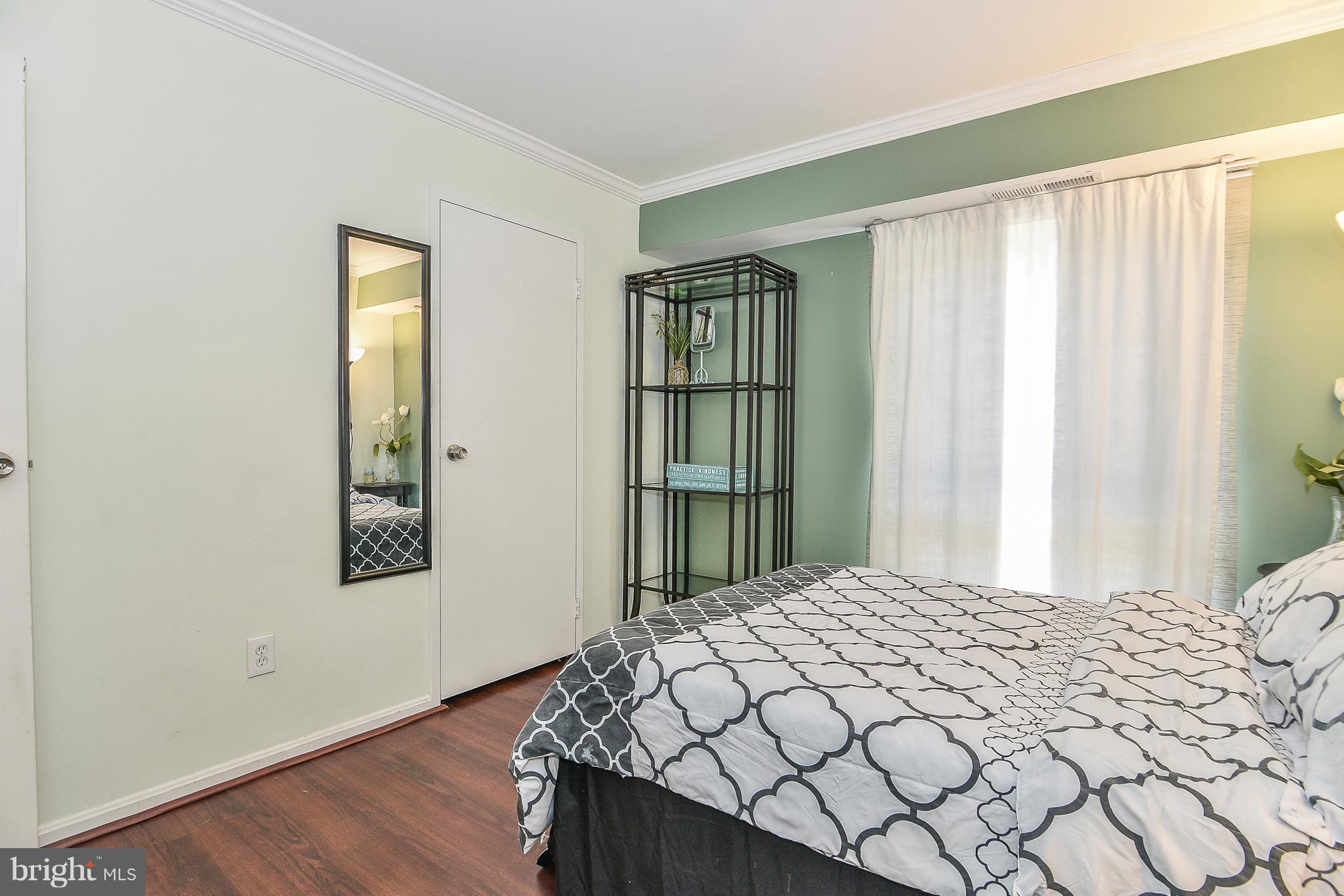 6151 Edsall Road, Unit H Alexandria, VA 22304 - Photo 14 of 21 Bedroom 2