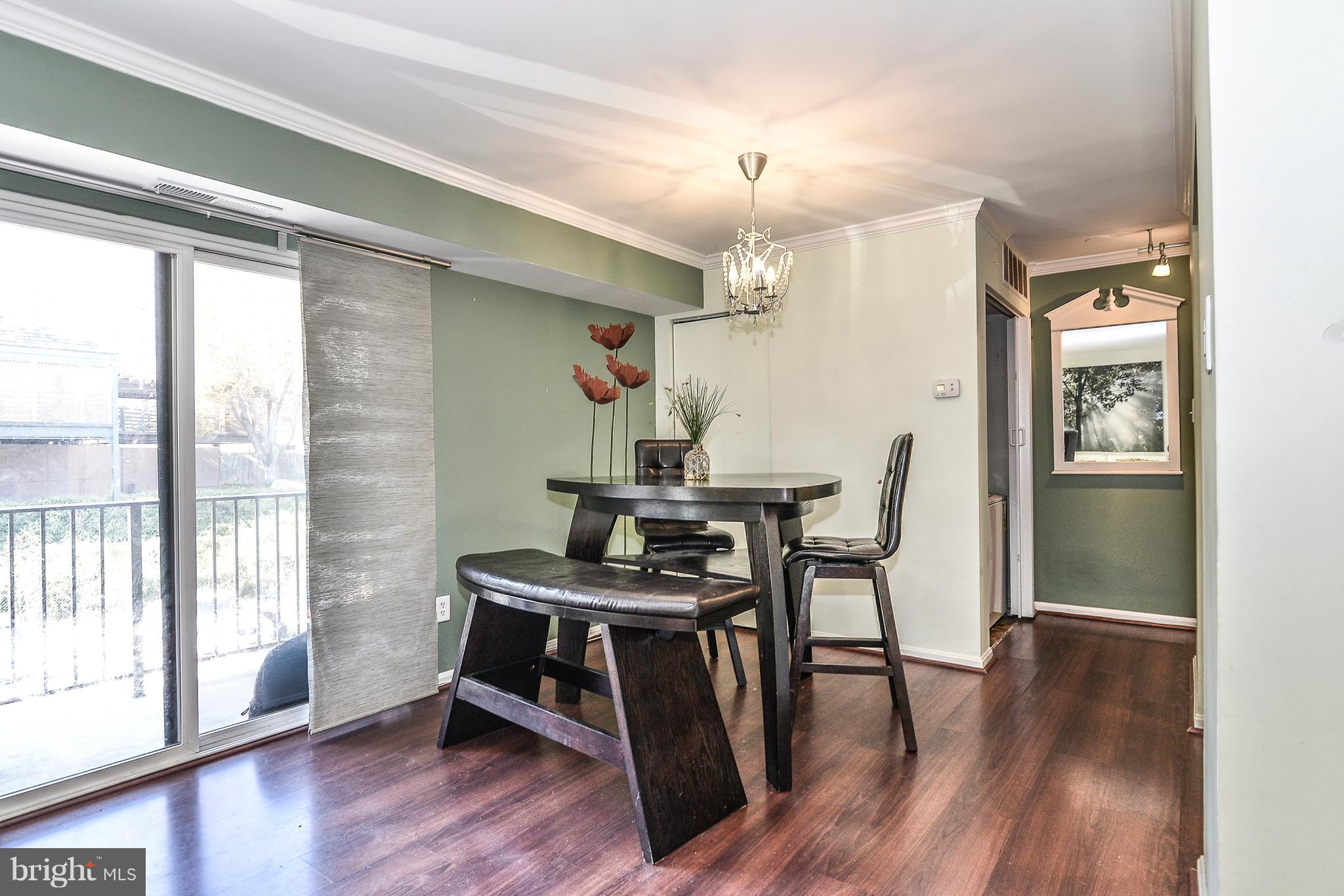 6151 Edsall Road, Unit H Alexandria, VA 22304 - Photo 6 of 21 Dinning room