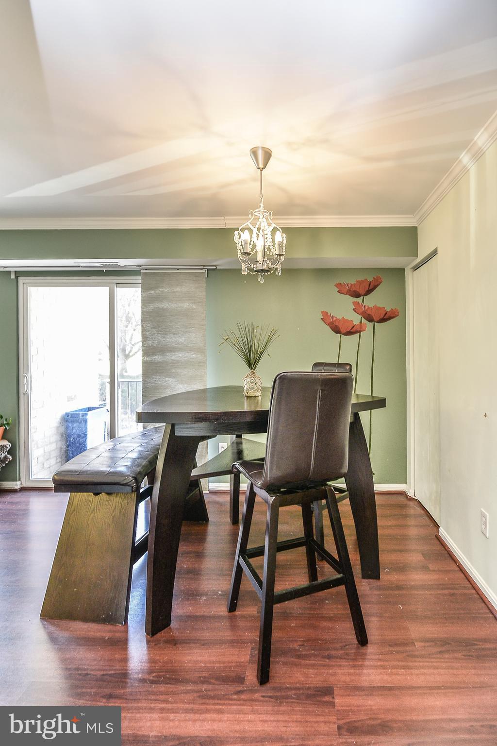 6151 Edsall Road, Unit H Alexandria, VA 22304 - Photo 7 of 21 Dinning room
