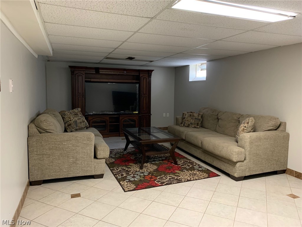 6820 Ackley Road Parma, OH 44129 - Photo 8 of 15