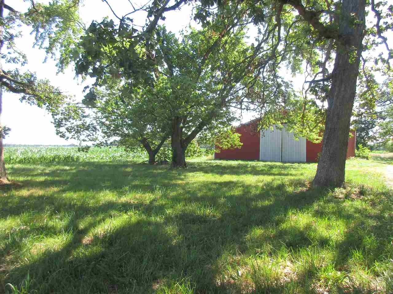 8542 North Lawrence Road Sumner, IL 62466 - Photo 2 of 13 Gallery Image 2