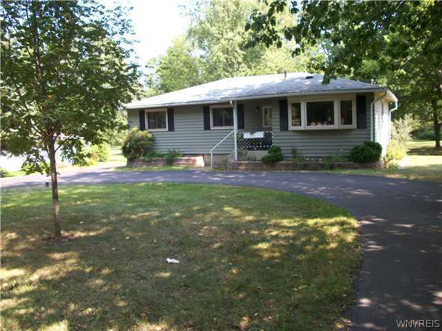 6735 Derby Road Evans, NY 14047 - Photo 1 of 1 Exterior Front
